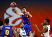 开云体育APP下载-关于美国男篮鏖战阿根廷男篮，哈里斯三分雨点燃全场的信息