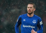 开云平台-从爵士鏖战山西队到文班亚马总决赛封神，跨越时空的篮球叙事