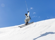 开云体育在线-库里致命三分定乾坤，上海队战术冲垮骑士防线