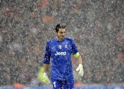 开云体育-若日尼奥状态火热，中国逆转罗马，一场跨越时空的足球想象