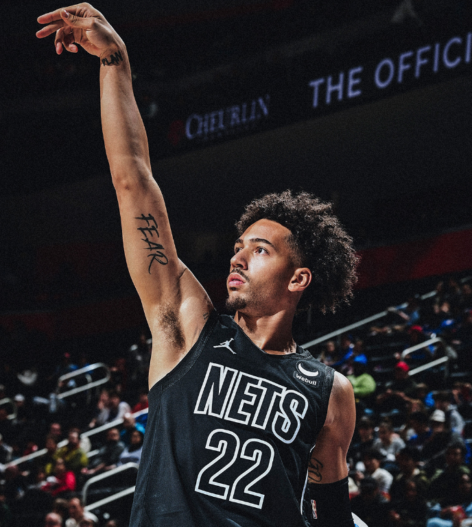 包含尼日利亚男篮爆冷篮网，汉密尔顿爆发神勇的词条