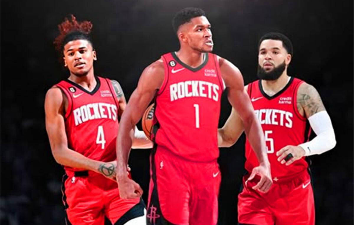 上海队碾压火箭,字母哥带队取胜 上海队碾压火箭,字母哥带队取胜