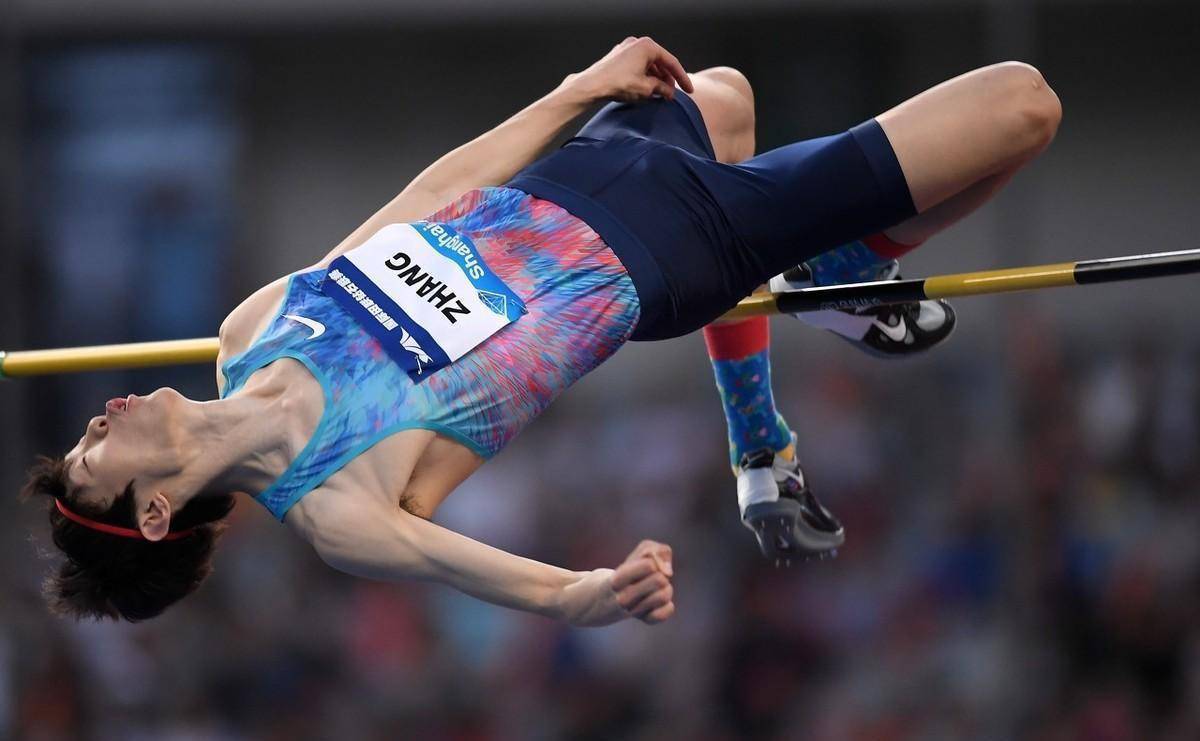 男子跳高惊艳表现,突破精彩绝伦的简单介绍 男子跳高惊艳表现,突破精彩绝伦的简单介绍