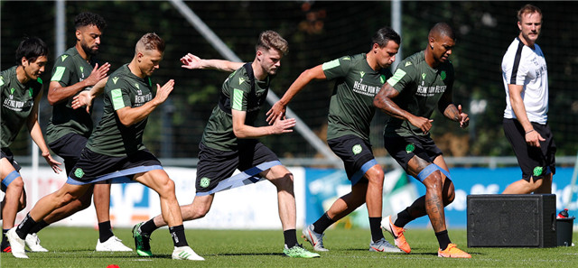 斯图加特力争击败汉诺威，实力抗衡积分榜的简单介绍