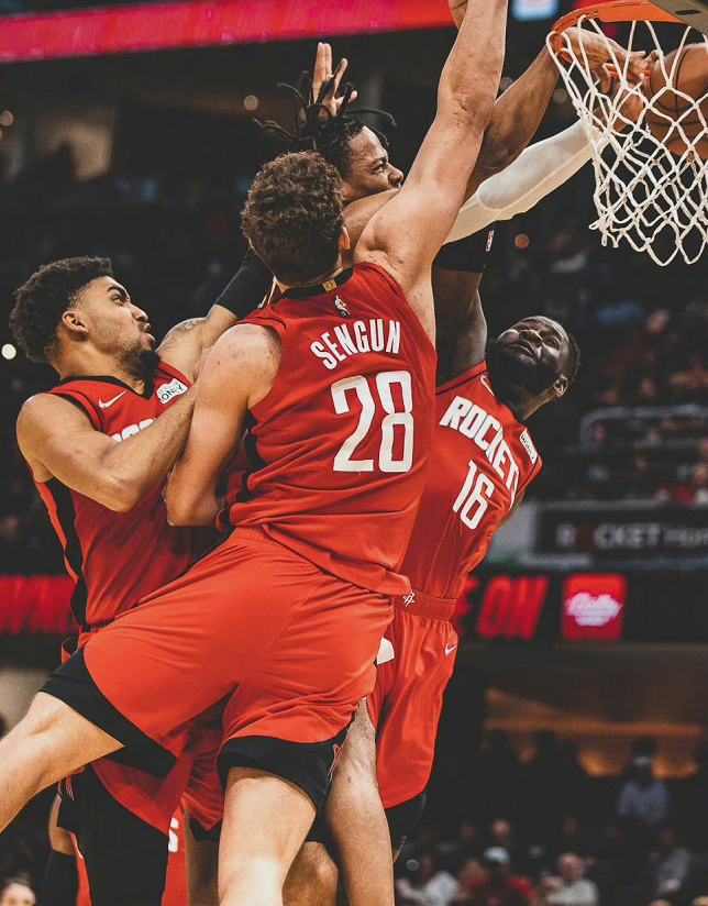 火箭主场惨败人，戈登三分不中