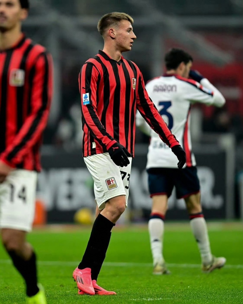 包含AC米兰宣布主帅换帅,振奋球队士气的词条 包含AC米兰宣布主帅换帅,振奋球队士气的词条