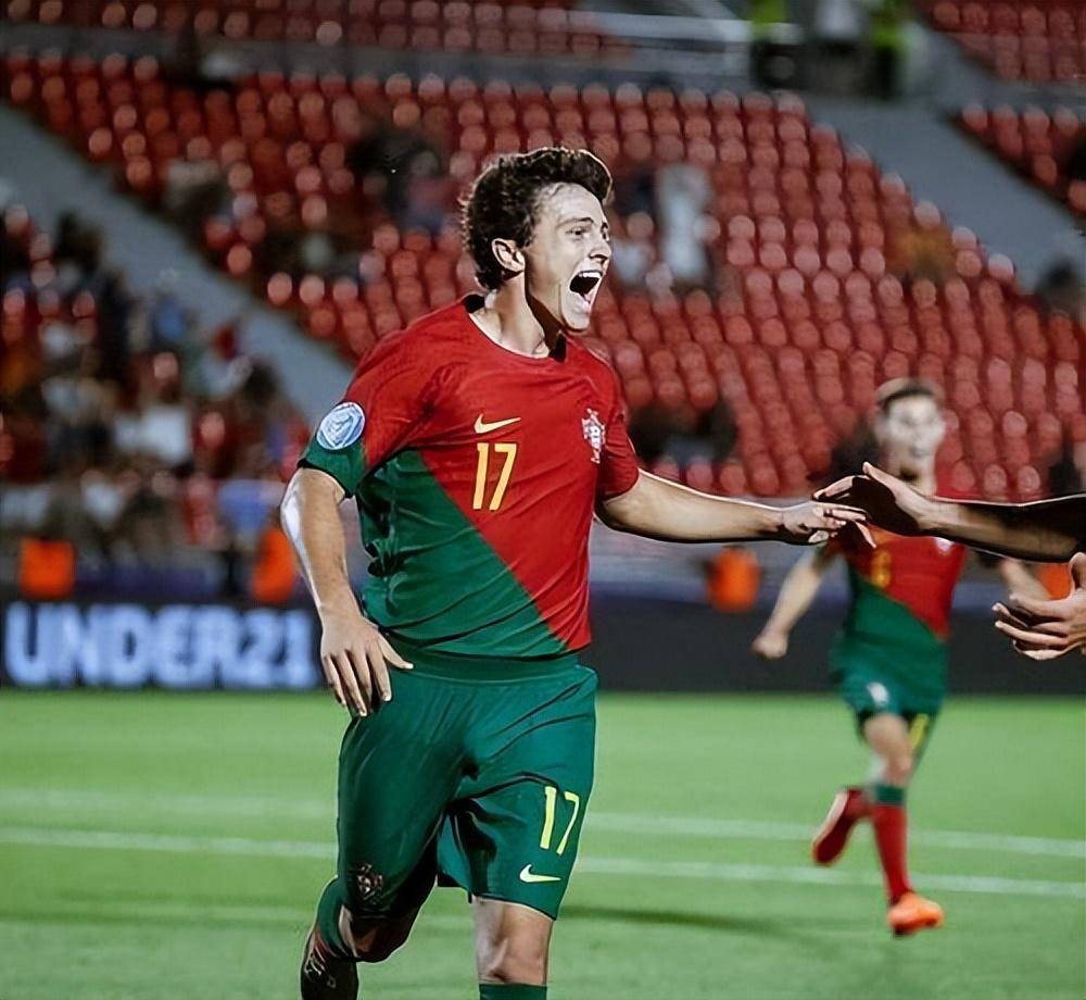 斯洛伐克队在欧国联比赛中绽放技艺 斯洛伐克队在欧国联比赛中绽放技艺