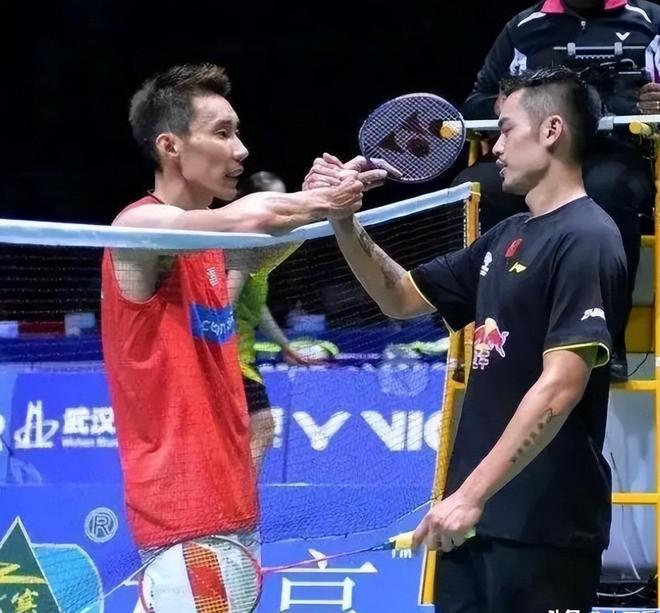 中国羽毛球队爆冷法国羽毛球队，李宗伟完成帽子戏法的简单介绍
