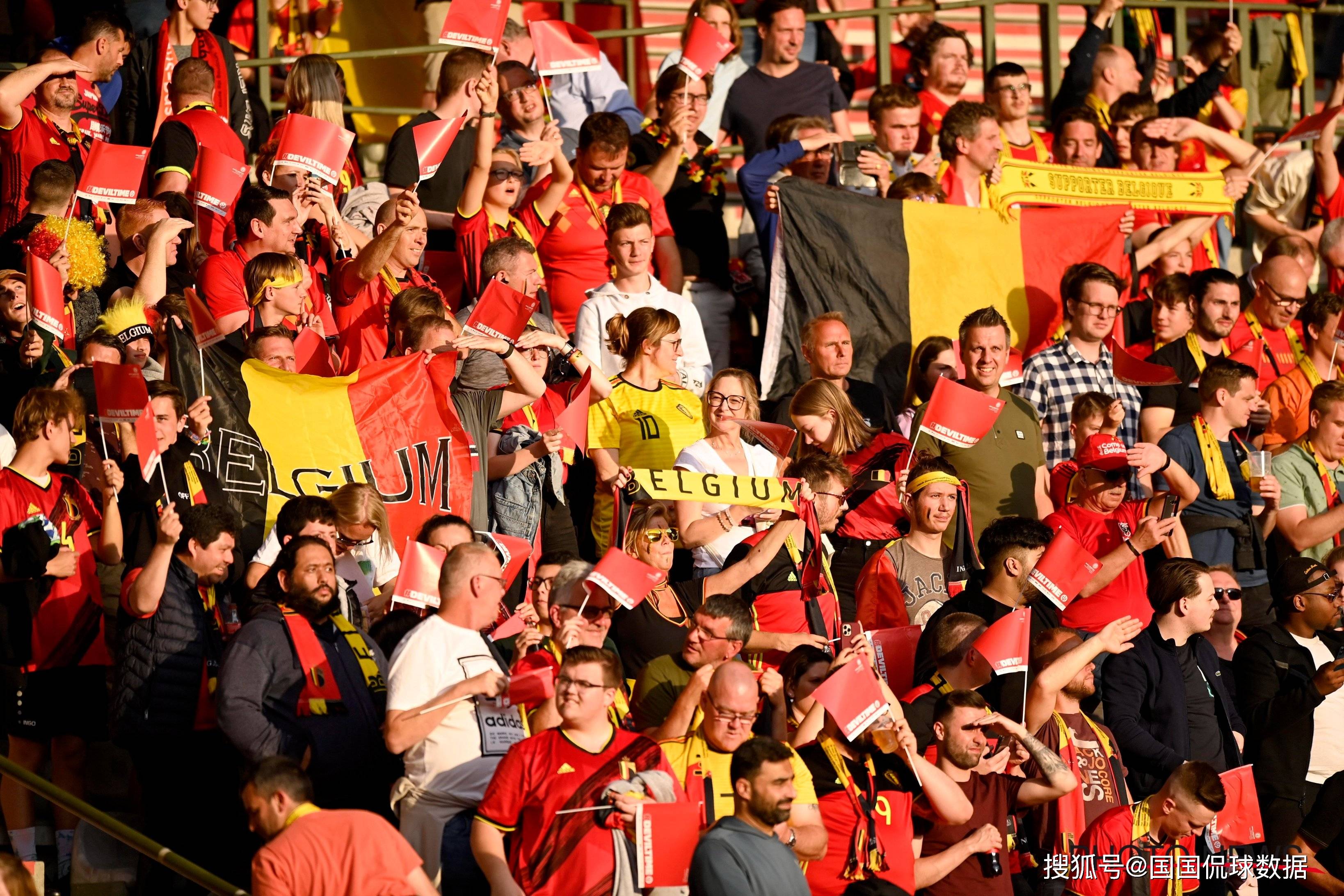 关于波兰乒乓球队险胜比利时乒乓球队，许昕完成帽子戏法的信息