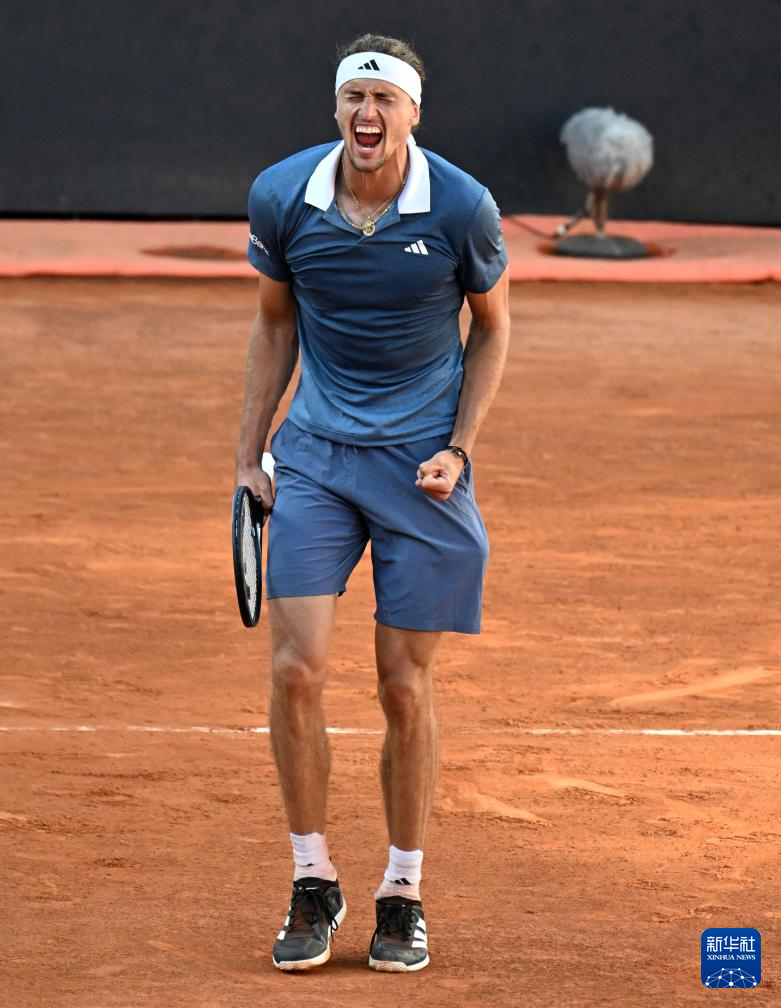 ATP总决赛翻盘美网，兹维列夫带队取胜